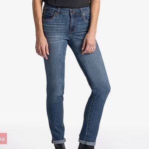 Kut from the Kloth Boyfriend Straight Leg (Wildflower Wash)- size 6 NWT